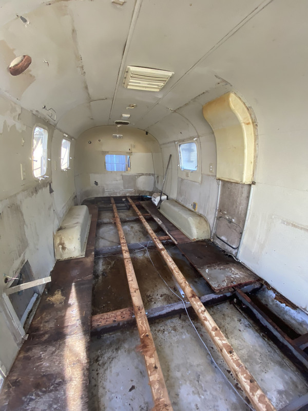 DA0B1A40-6E0B-4F1C-A83C-6DFF964DE5D5