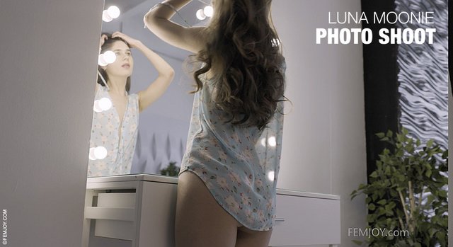 Luna Moonie - Photo Shoot 2022-10-15