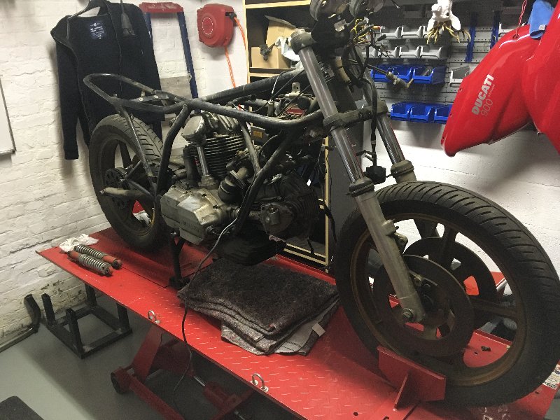 ED81A5FB-2C84-4C71-BDD4-B3D3F3377833