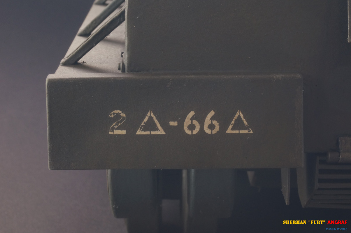 M4A3E8 SHERMAN  FURY 206