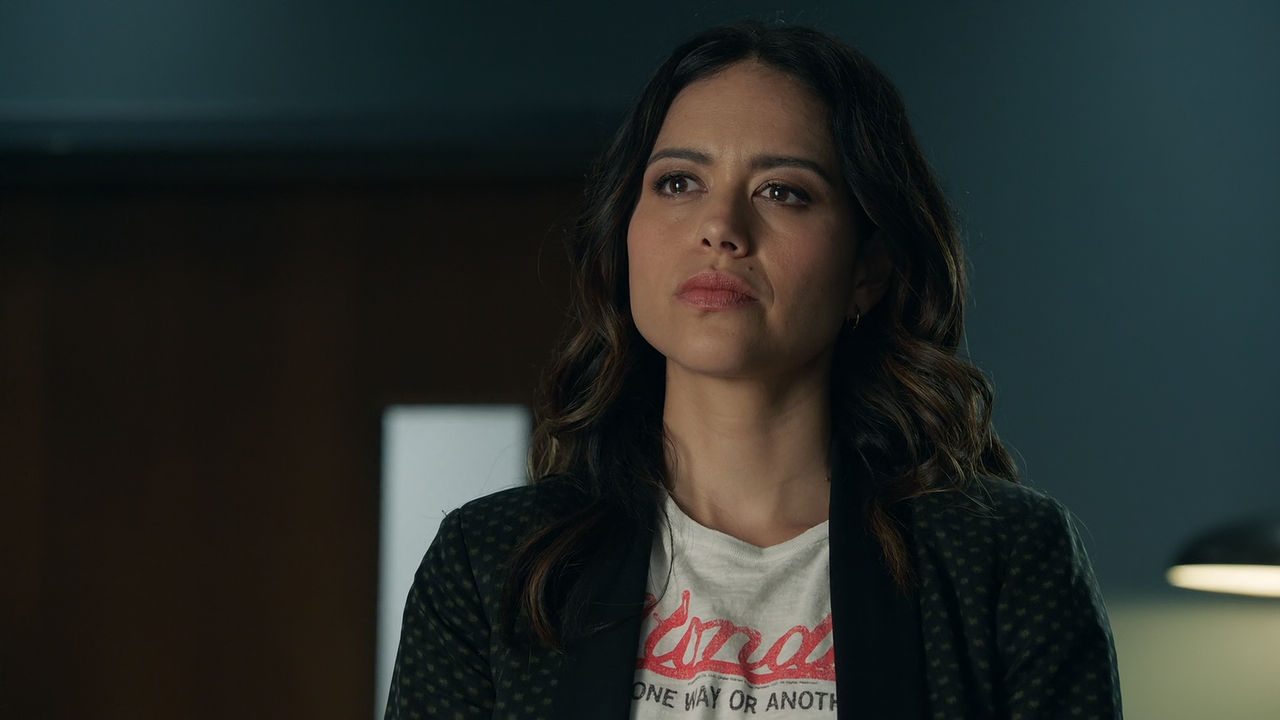 The.Rookie.S05E05.The.Fugitive.1080p.10bit.AMZN.WEB-DL.DDP5.1.HEVC-Vyndros.mkv_snapshot_12.01_[2022.