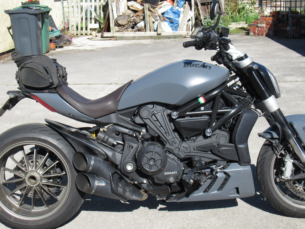 E9508A2E-D98E-4ED2-A069-E89F568100D6