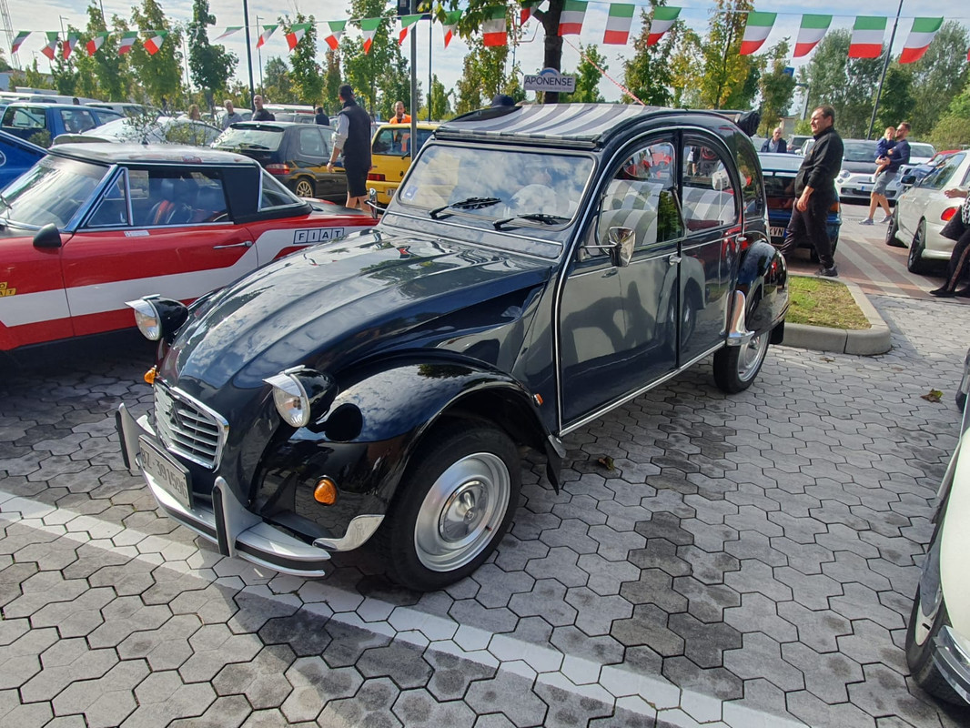 WhatsApp Image 2025-09-30 at 15.43.35 (1)