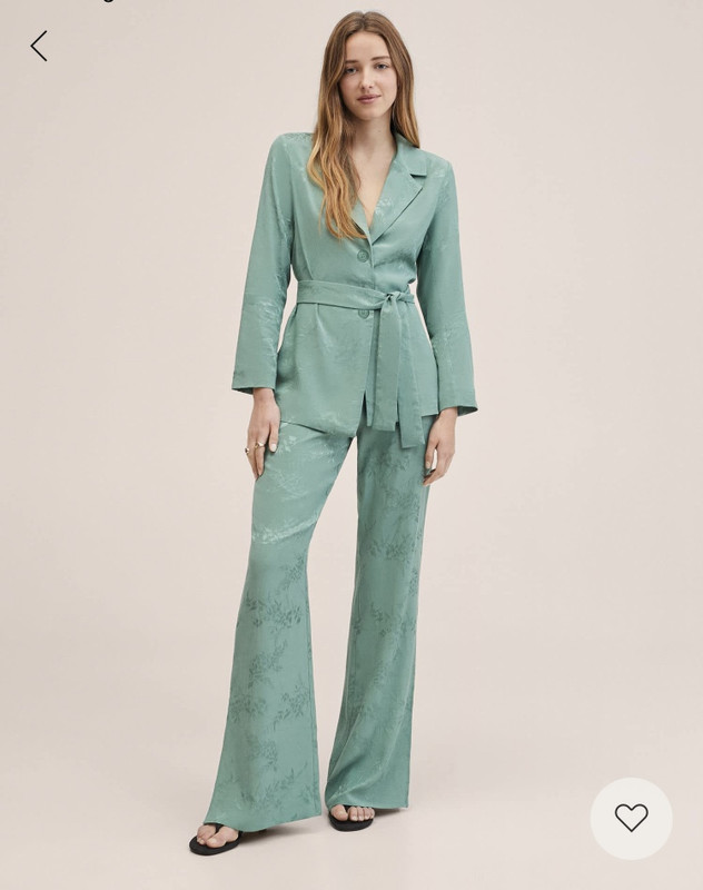 419D18D0-48A3-4A41-8318-BCAD9E921A85