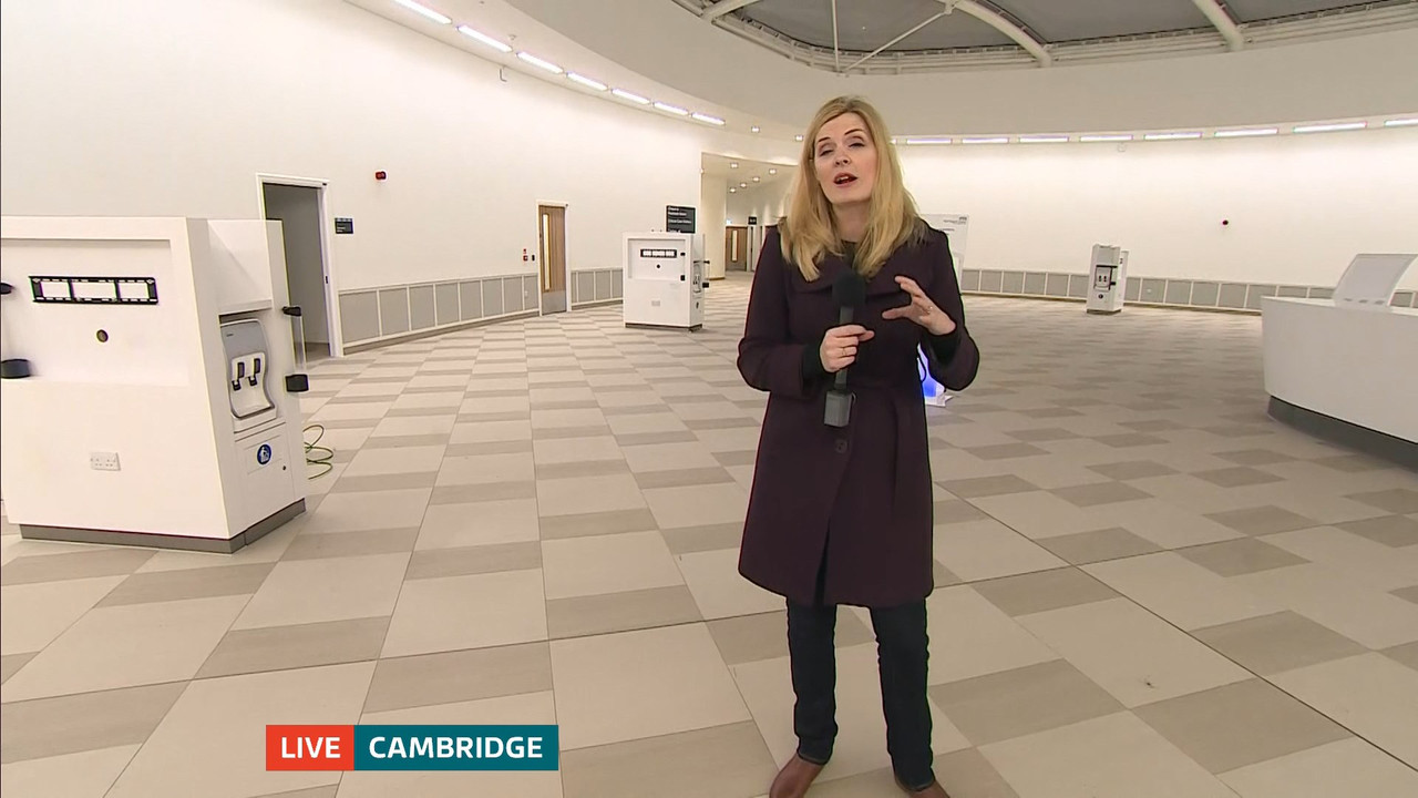 25 January - 18.00.00 - ITV News London. The latest news and wea