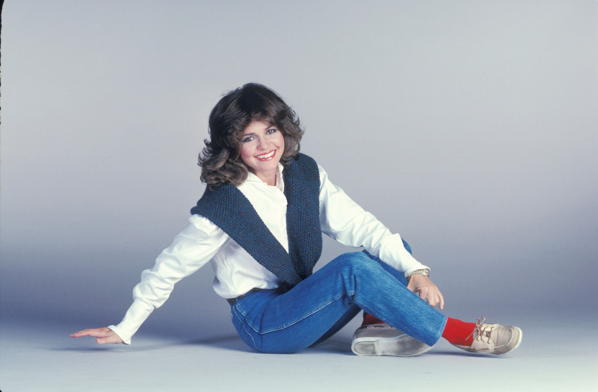 Sally_Field_b11
