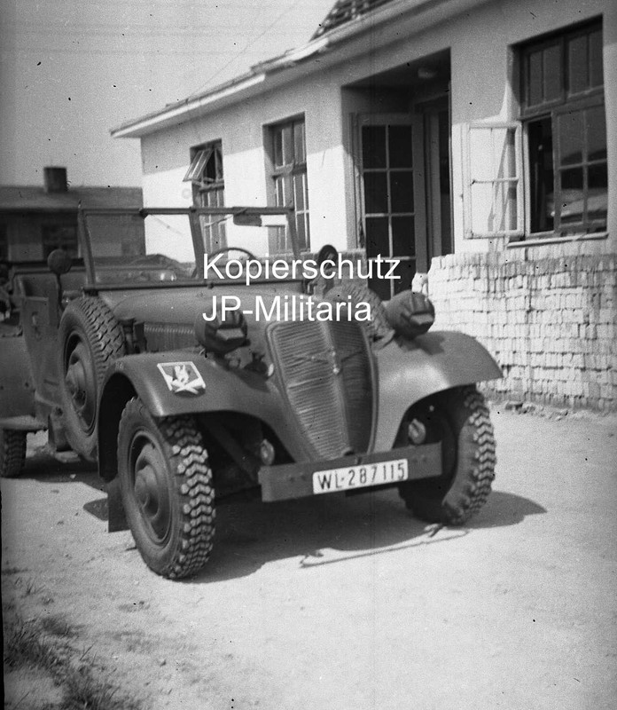 SW Negativ für Foto Wehrmacht Fahrzeug und MG WK