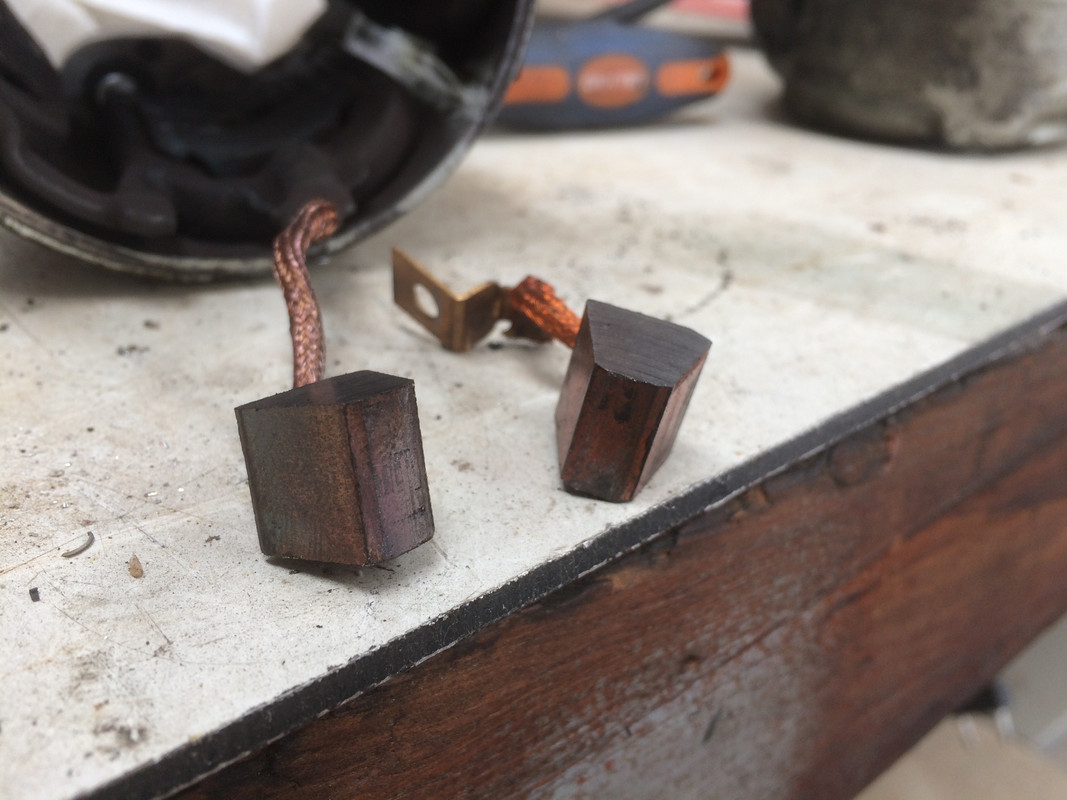 AFD31556-0BEF-4446-85A2-299887D820E7