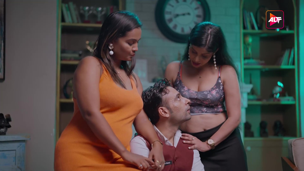 vlcsnap-2025-06-24-00h37m29s001