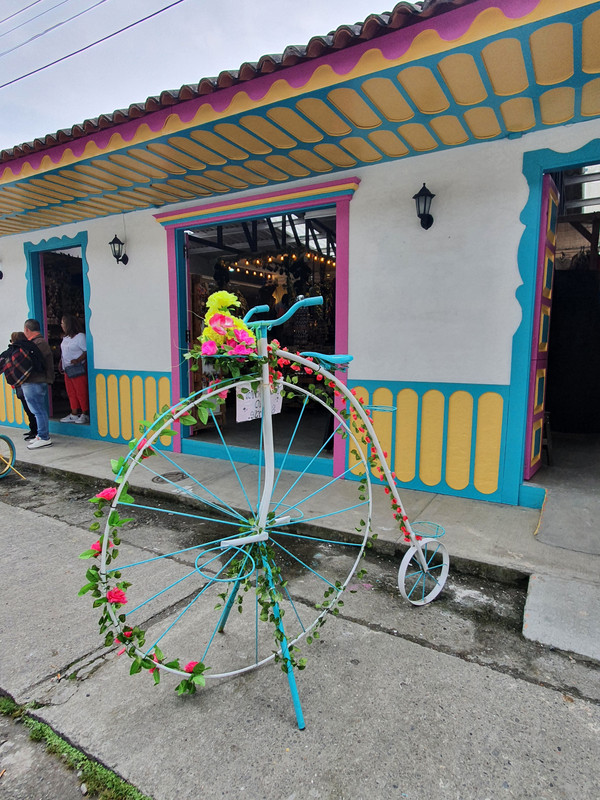 DIA 6: FINCA CAFETERA II Y FILANDIA - Colombia y Curaçao Verano 2022 (16)