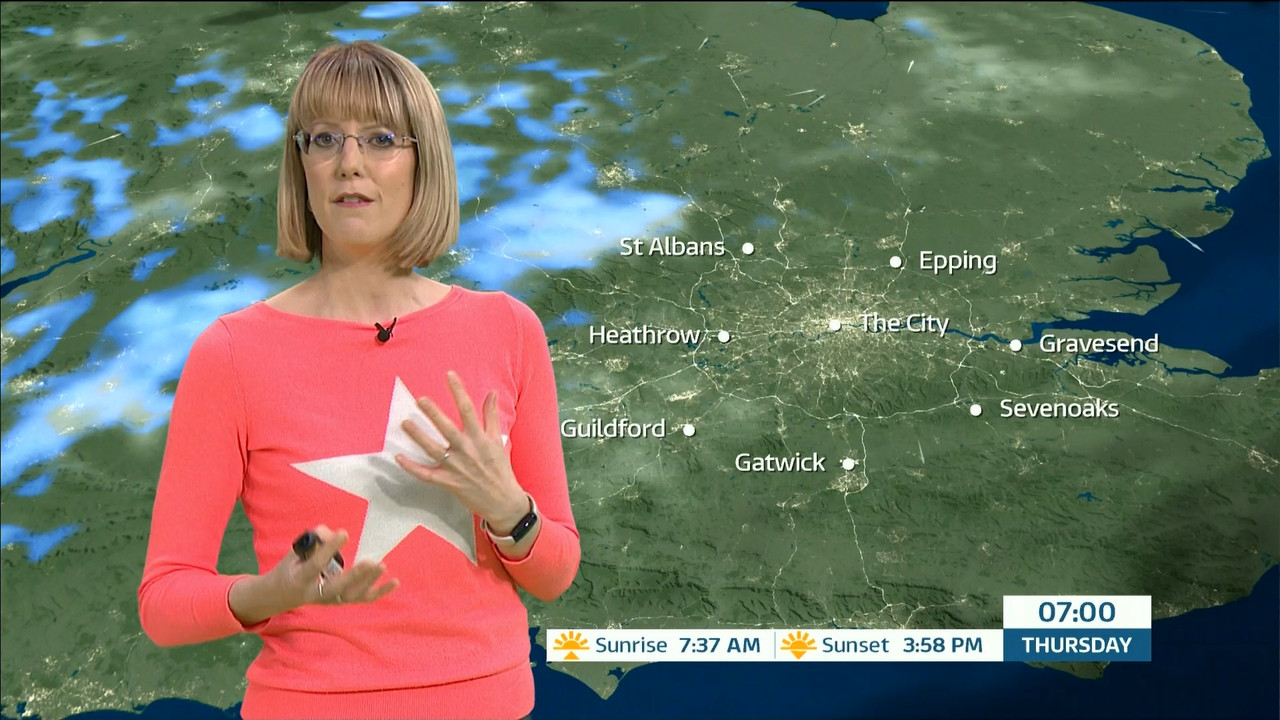 ITV News London_20201125_18001830.ts_snapshot_26.35.939
