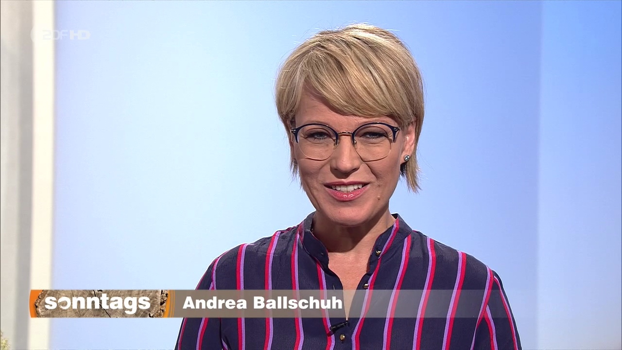 Andrea Ballschuh @ "sonntags" am 01.09.2019 - Bilder - Papa Pauls  TV-Moderatorinnen Forum