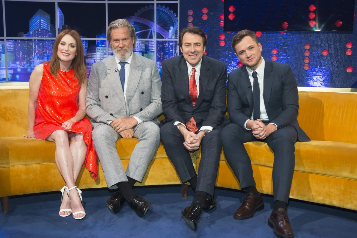 julianne-moore-jonathan-ross-show-london-uk-sept