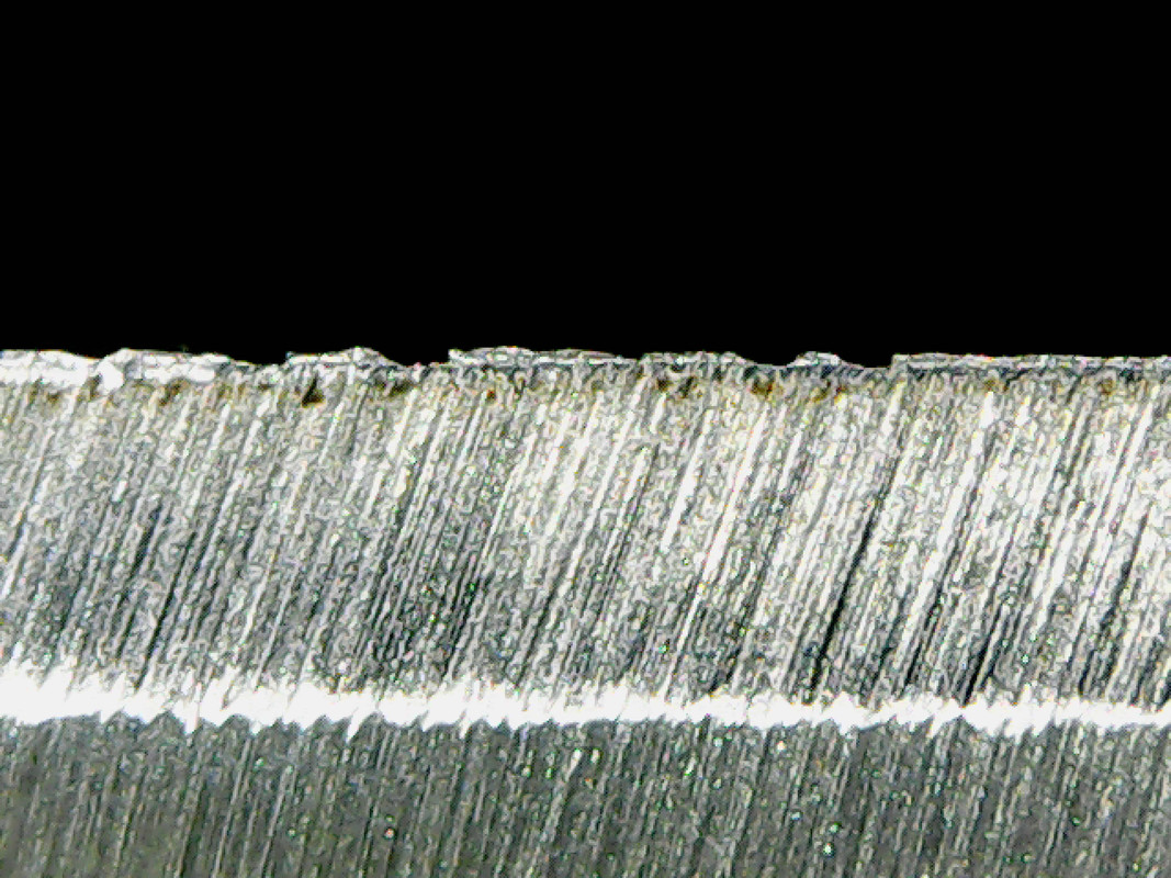 Edge - Spyderco Military S90V - 4