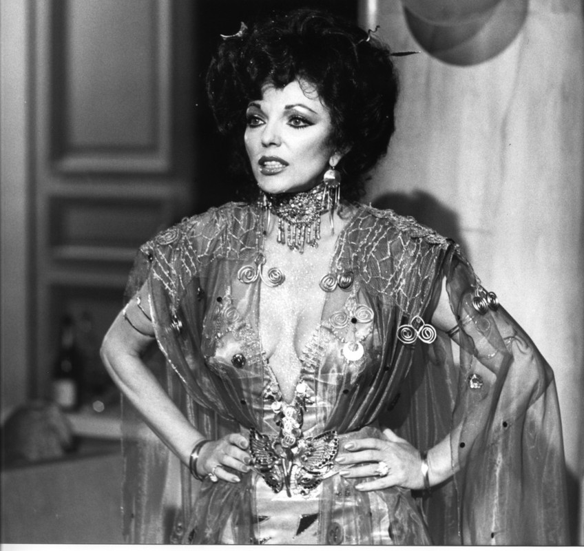 Joan_Collins_f32