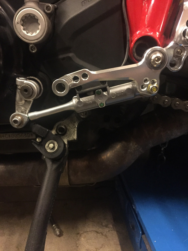 850FAF4F-C95F-4CCE-8C8D-94AC3F55A888