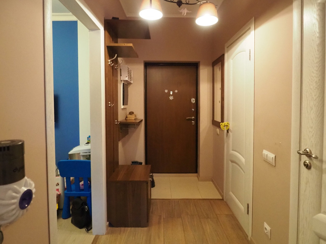 E3B6520C-1B86-4B97-9A4A-659896095718