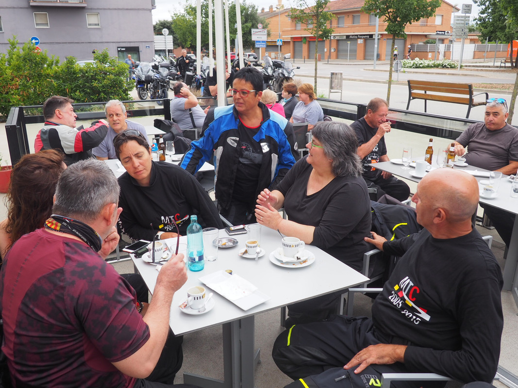 F064961D-5A6B-4058-AE56-C9B35588DF92