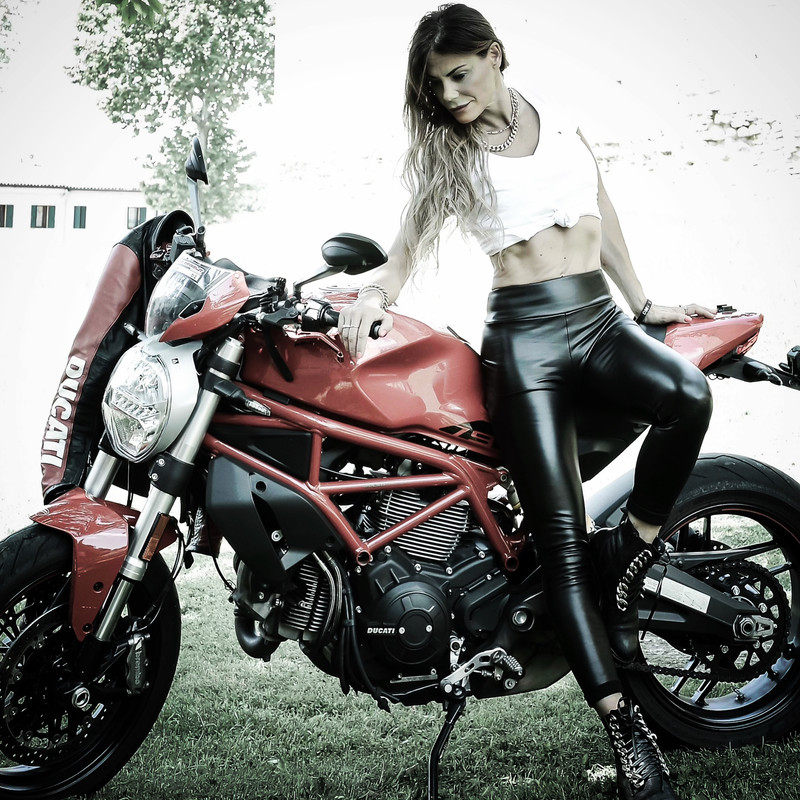 EFC287EF-312B-4443-800C-207A9E51CCD2