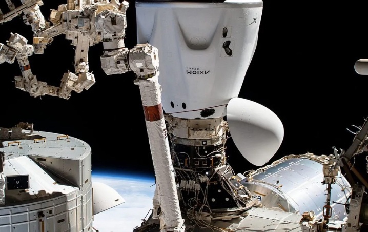 NASA lanzará nueva misión EMIT a bordo del vuelo de SpaceX Dragon a la EEI