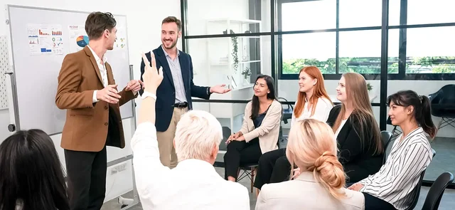https://i.postimg.cc/3xQpk11S/How-Long-Does-Management-Training-Take.webp