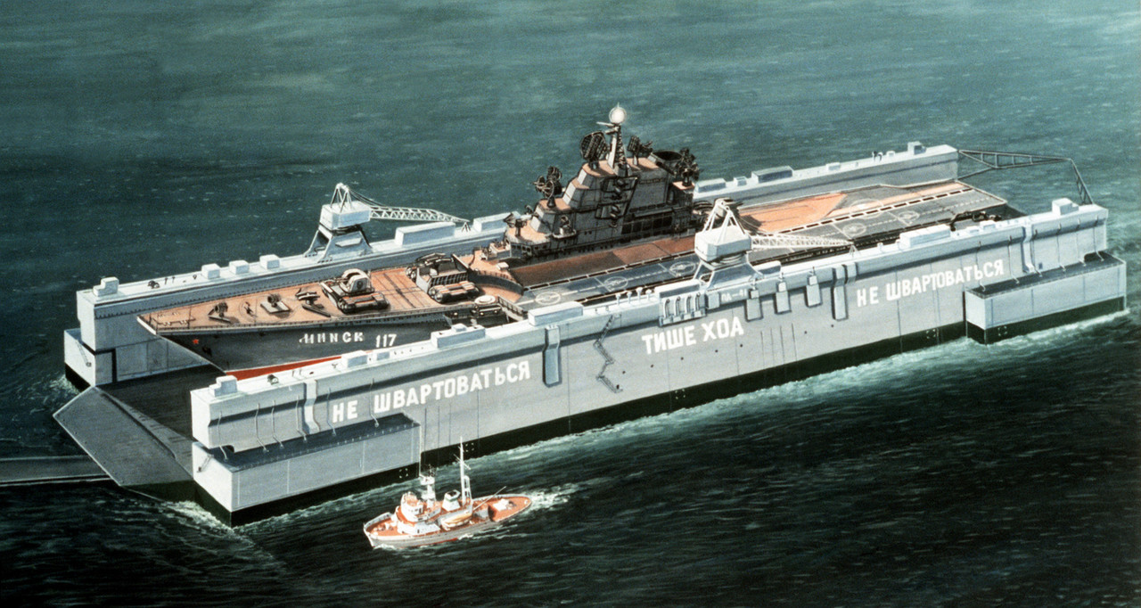 https://i.postimg.cc/3xRbj2DR/Aircraft-carrier-Minsk-in-a-floating-drydock.jpg