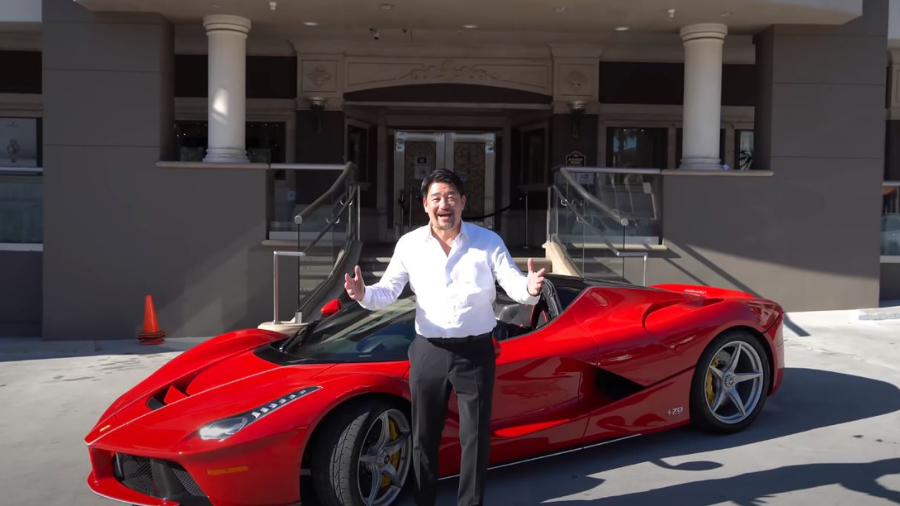 David Lee obtient sa Ferrari LaFerrari Aperta après 5 ans d'attente