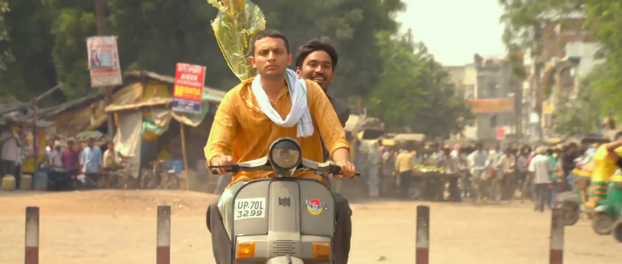 Raanjhanaa 2013 WebRip [Tamil] 480p, 720p ESub Screenshot