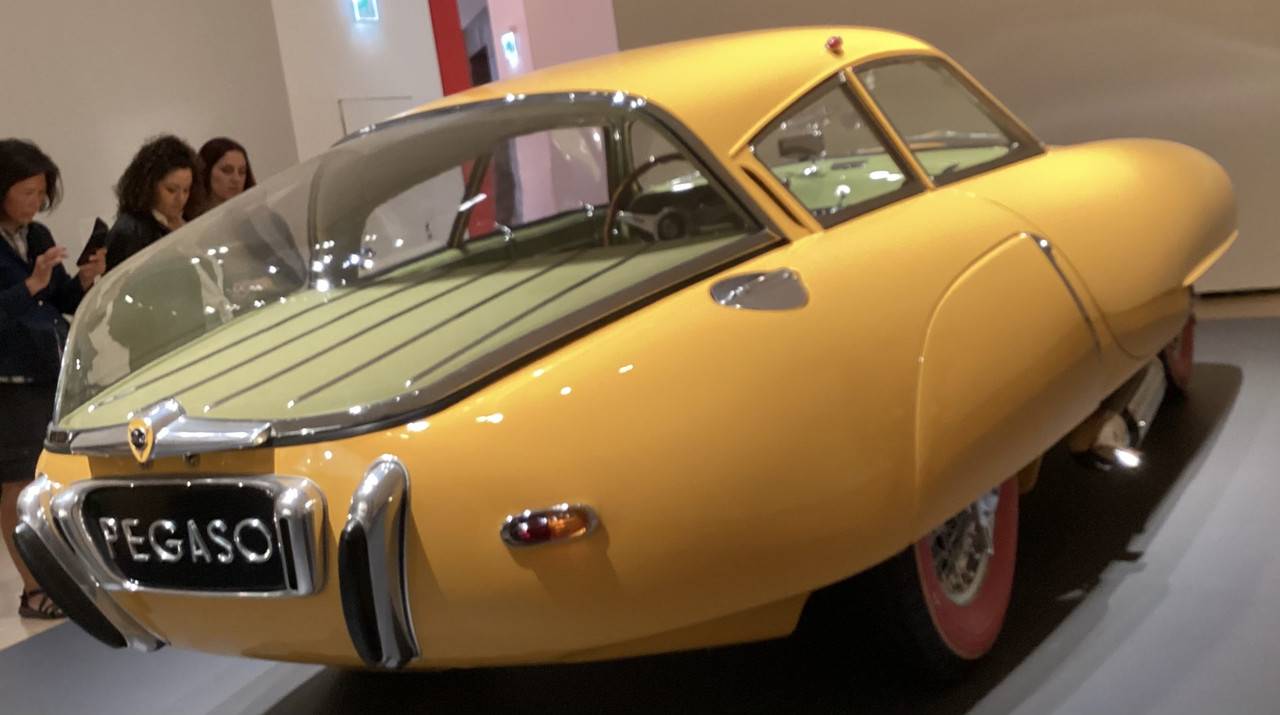 70B2BF60-AB60-4483-8680-35603DA4DD57