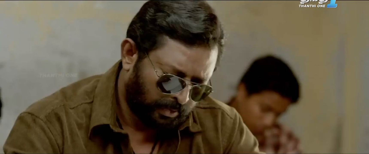 Isaac Newton S/O Philipose 2013 WebRip [Tamil] 480p, 720p ESub Screenshot