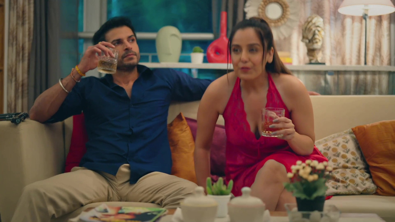 vlcsnap-2025-05-28-19h38m08s951