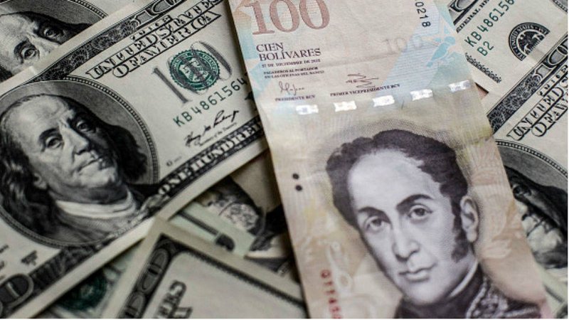 Dólares y Bolívares