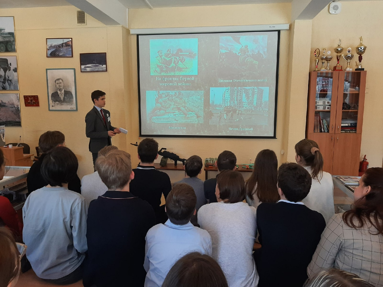 Документальные показы