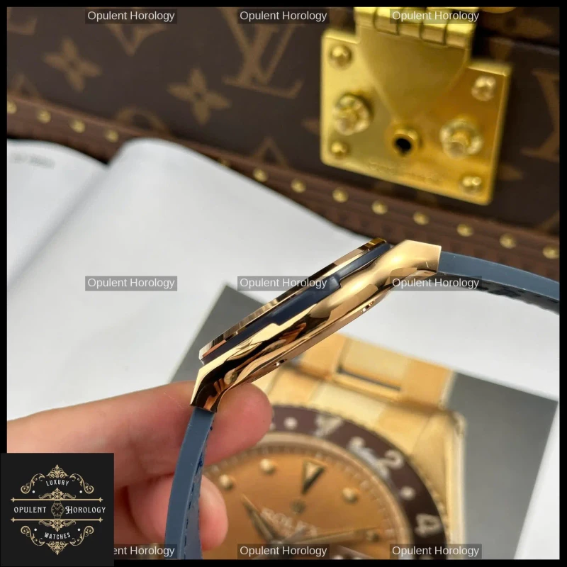 Hublot Classic Fusion King Gold Plated 42mm Blue Dial Swiss Automatic Movement