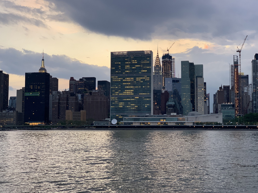 3E98B9EE-8424-4C39-B5DF-95AD0BE9042C