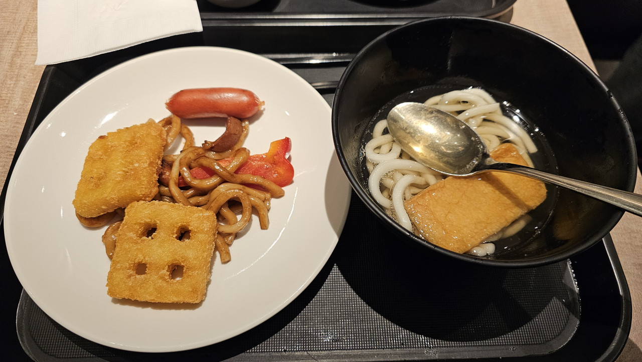 點心、素食豆皮烏龍麵