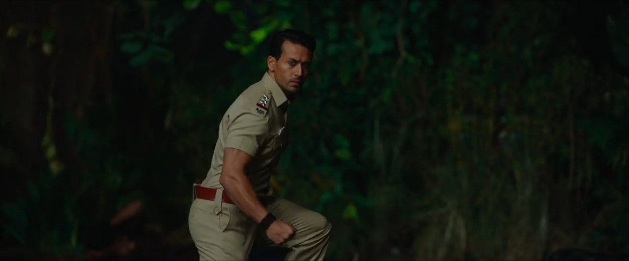 Singham Again 2024 WebRip [Hindi + Tamil + Telugu] 480p, 720p, 1080p ESub Screenshot