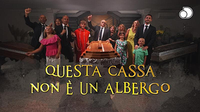 Questa cassa non è un albergo - Stagione 1 (2023) [Completa] DLMux 1080p E-AC3+AC3 ITA