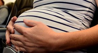 Εγκυμοσύνη: Οι έξι επιπλοκές που αυξάνουν τον κίνδυνο για καρδιαγγειακή νόσο Egkyos2
