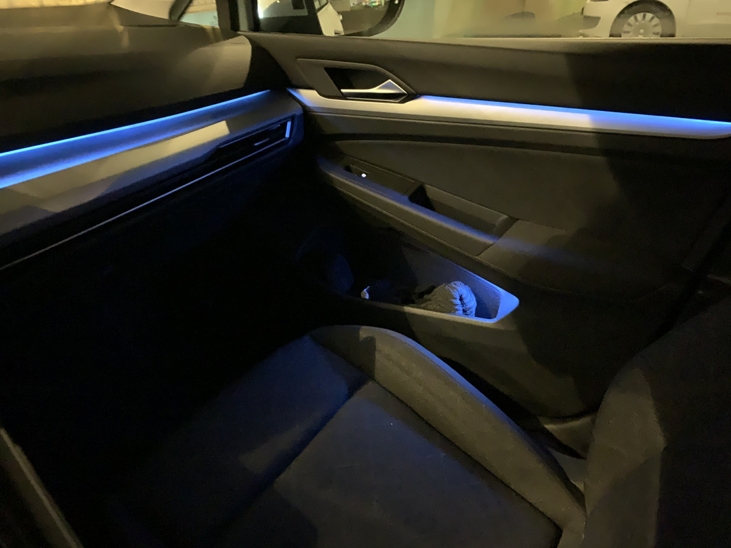 B4E0E1AB-EA6C-4235-9A7F-73308044B834