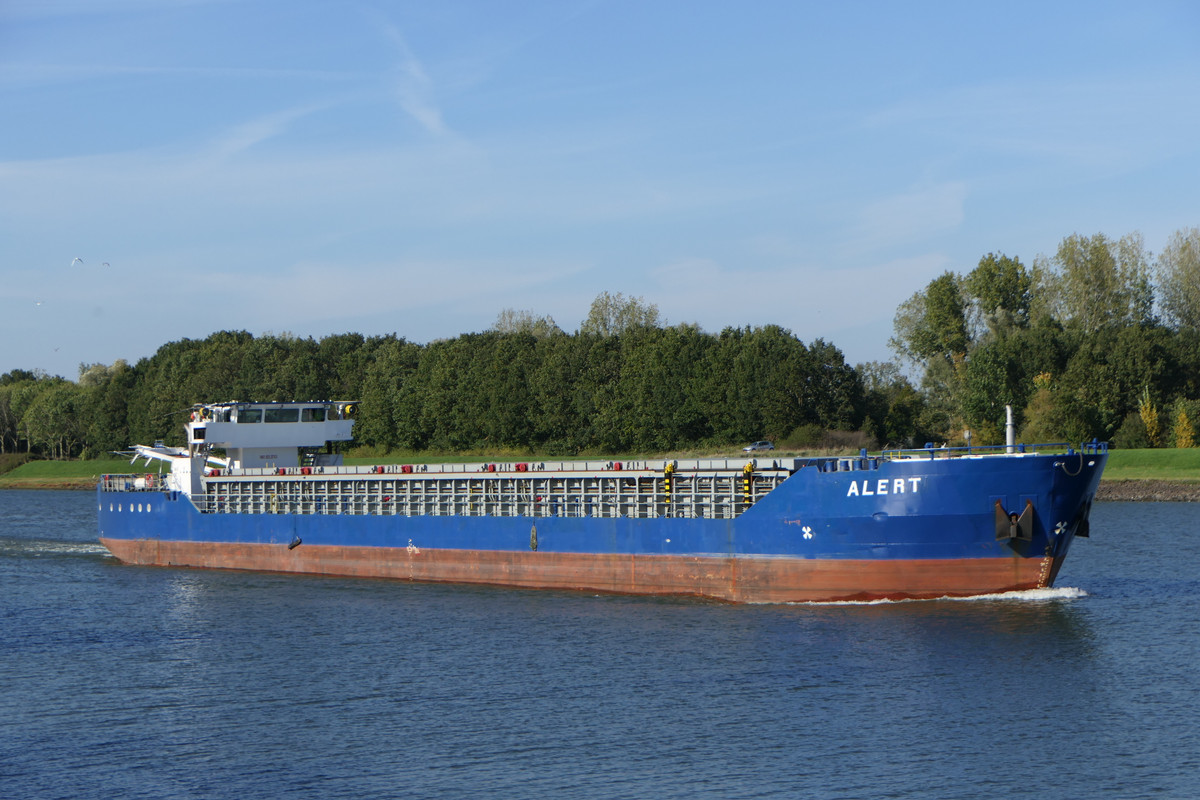 ALERT @ Amsterdam Rijnkanaal boven Tiel 09.10  (5)