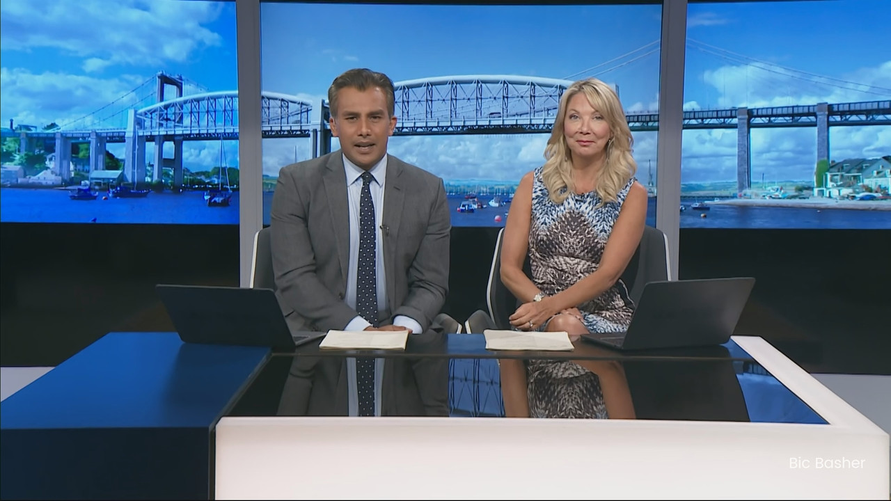 07.02 - 18.00.01 - ITV News West Country. Breaking news and current s....ts_snapshot_01.55.032