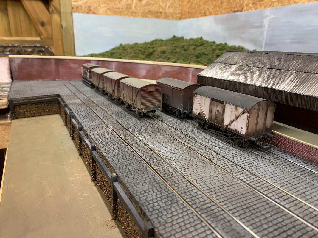 EC964BF7-14E7-4FA3-AA6D-9B071290CDBB