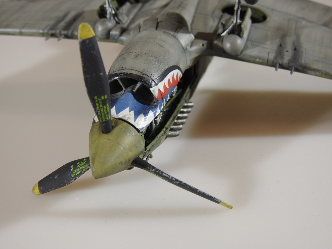 Curtiss P-40C Hawk, Bronco 1/48 –Klar DSCN2269