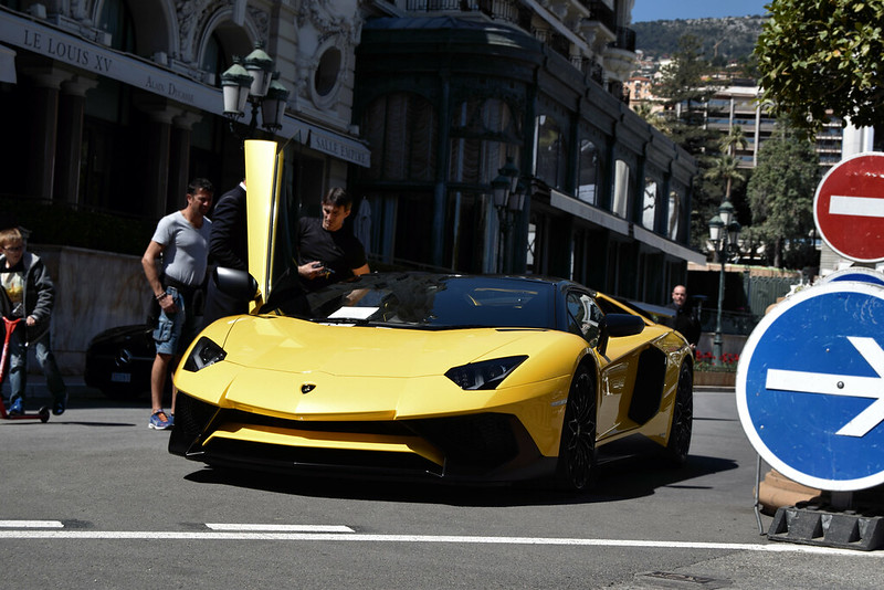 yellowsportscar.jpg