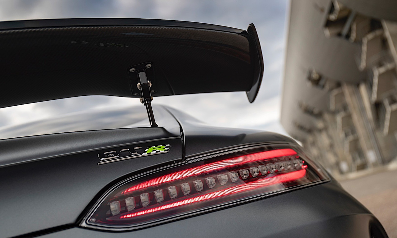 2020 Mercedes-AMG GT R PRO (27)