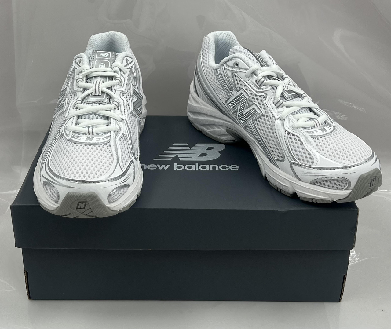 NEW BALANCE 740 LACE KIDS GR740WM SNEAKER WHITE/SILVER METALLIC/GREY YOUTH 5.5
