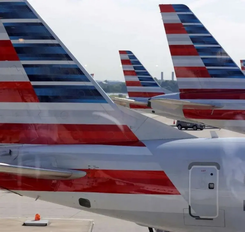 ¡Escándalo en el aire! Pelea de pasajeros borrachos obliga a aterrizaje de emergencia