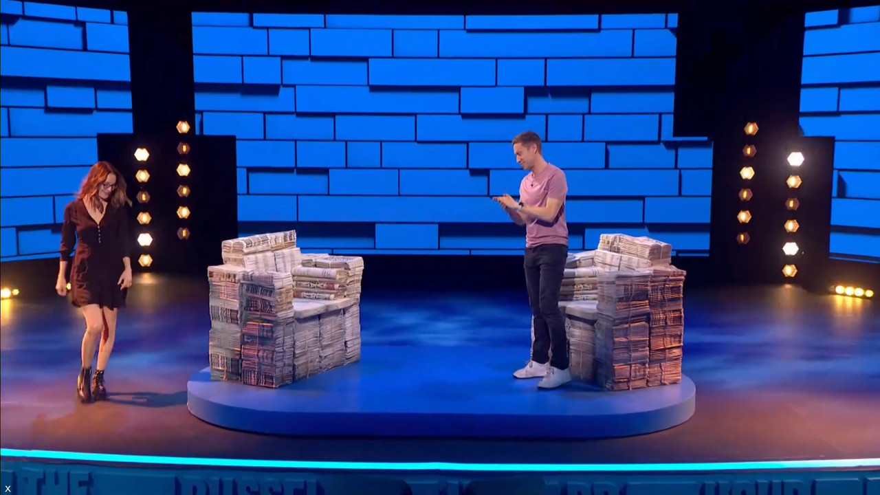 11.22 - 23.00.00 - The Russell Howard Hour. New & Exclusive. Russell ....mts_snapshot_00.45.08.352