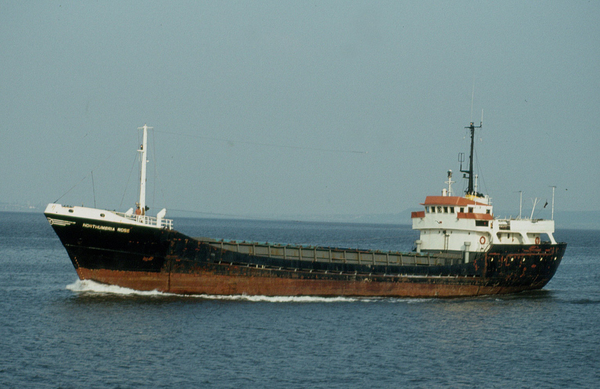 NORTHUMBRIA ROSE  (2908a)[GC1](GBR-1969)(23 May1984-Mersey-Gbr)(7000384)(© David Williams)